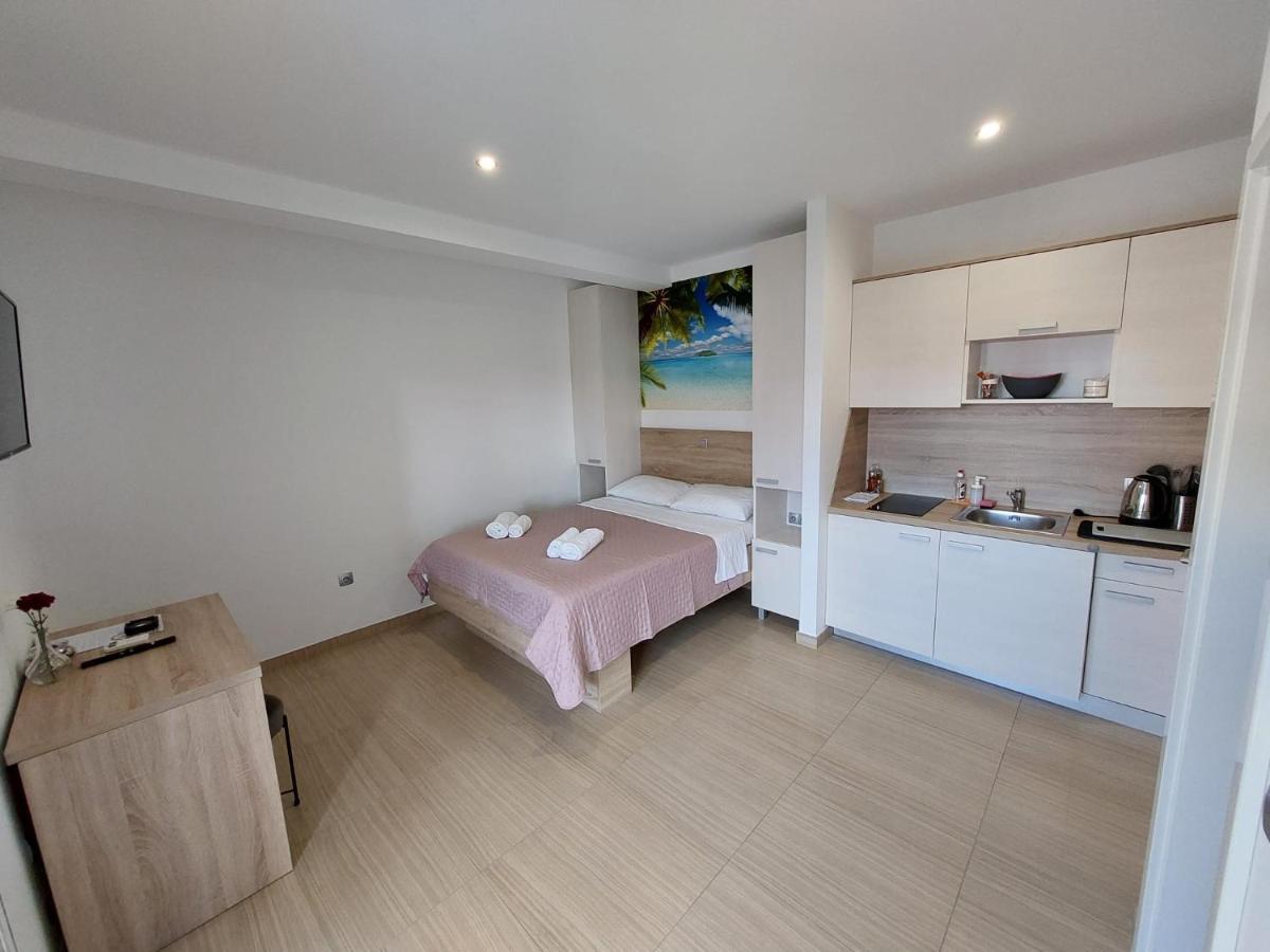 Apartmani Tropical Водице Экстерьер фото